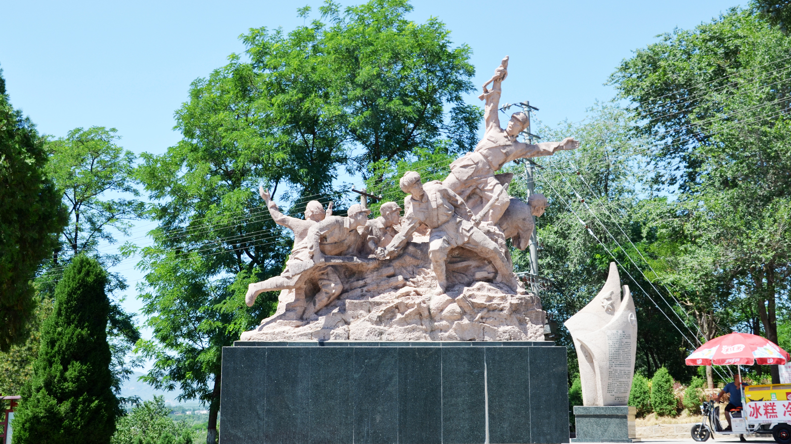 广场铜雕,军人主题雕像,铜雕制作加工