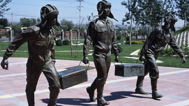 大型主题雕像,公园景观铜雕,雕塑制作厂家