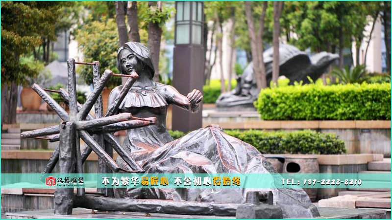 现代工艺铜雕,人物雕像定制,步行街雕塑